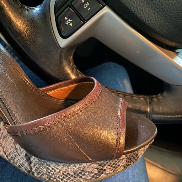 Banana Republic Wedges - Picture 13 of 13